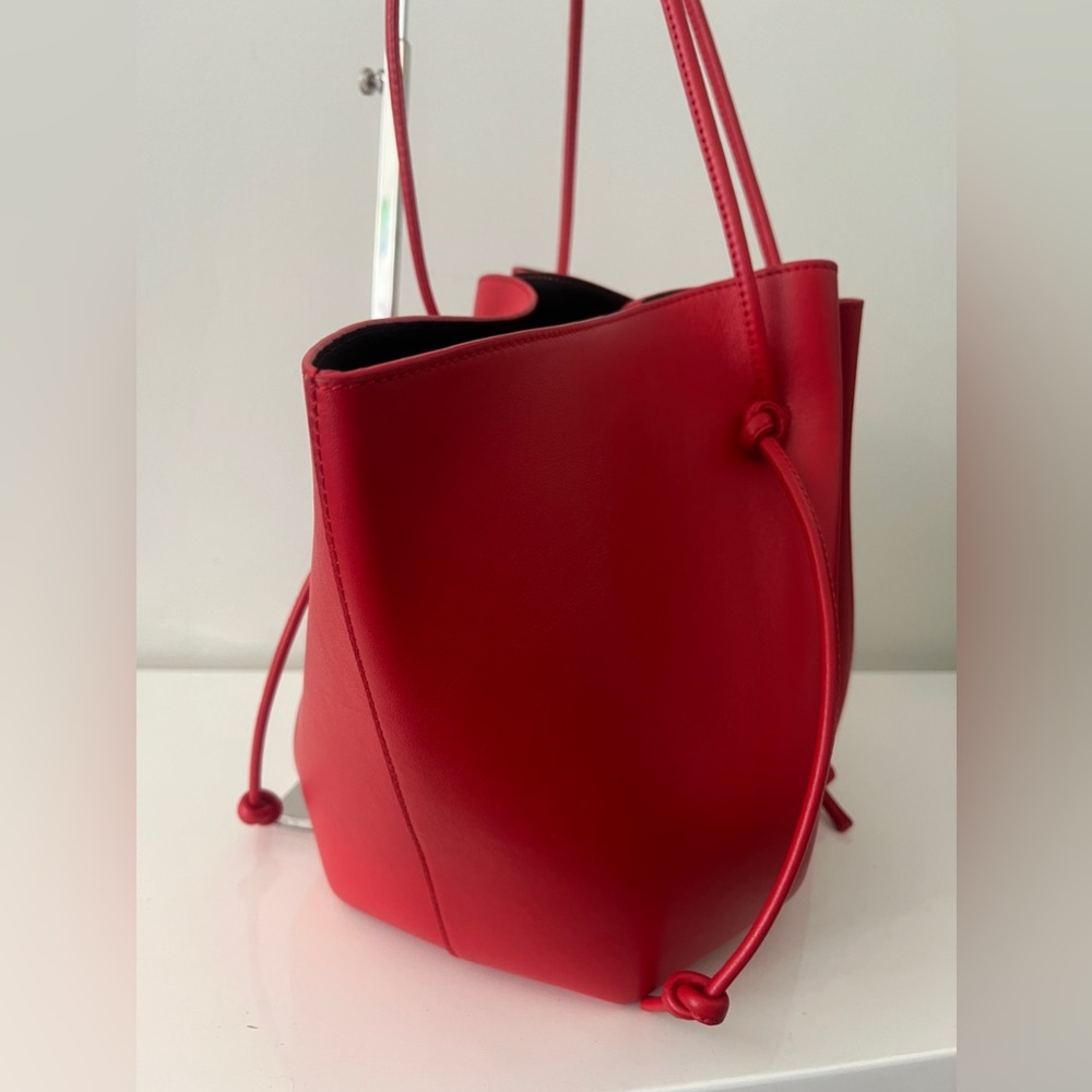 ❌SOLD❌ YUZEFI Large  Leather Mochi Bag Tote Handbag, Red - Picture 4 of 12